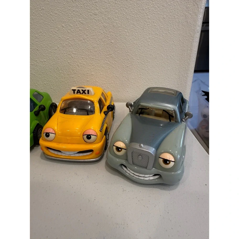 Chevron Cars Collectible Toy Vehicle Lot of 6 Police Taxi Student Driver Woody